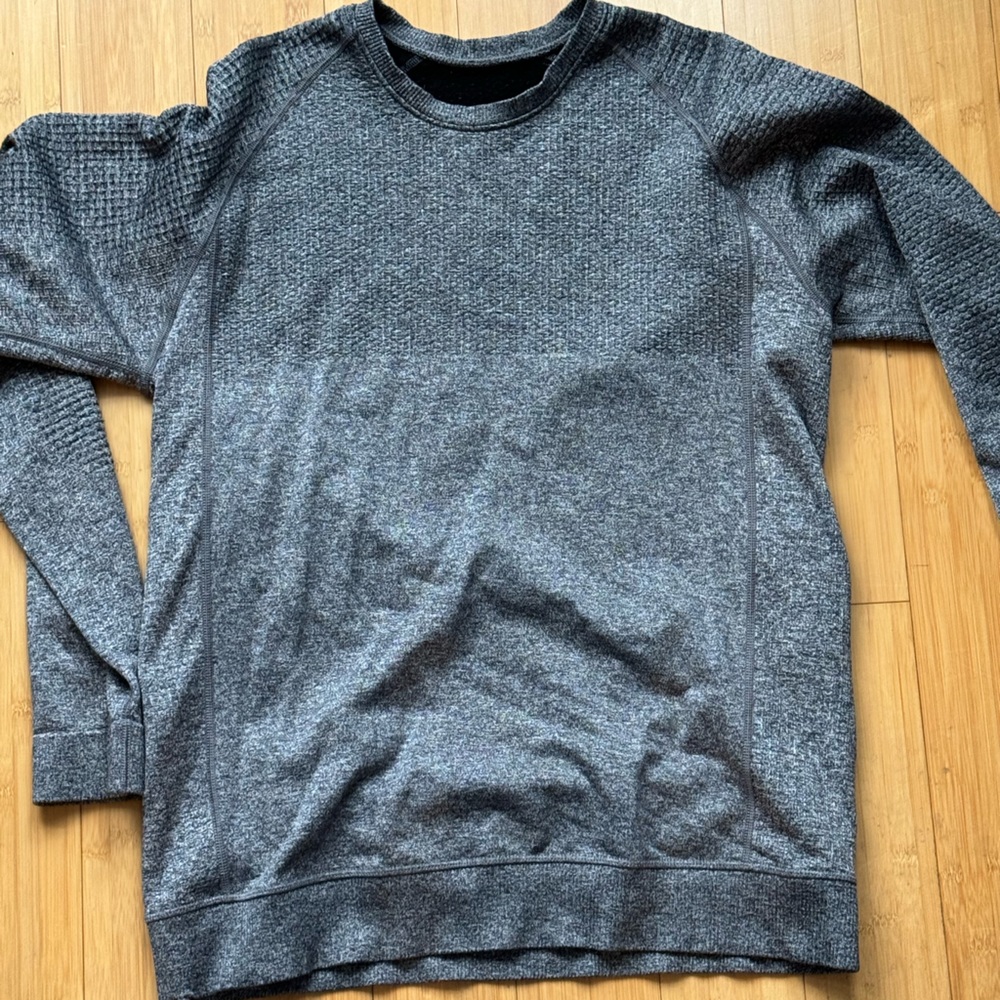 Lululemon engineered warmth long sleeve sweatshirt